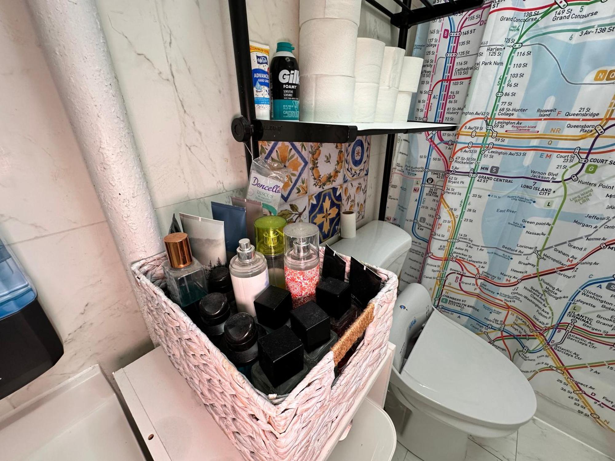 Tropical Comfort Room In Harlem Cozy Stay With Snacks & Style New York Exterior photo