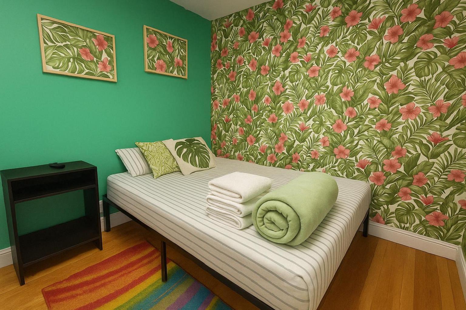 Tropical Comfort Room In Harlem Cozy Stay With Snacks & Style New York Exterior photo